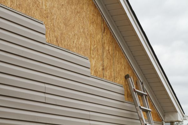Loose Siding Replacement in Greeley